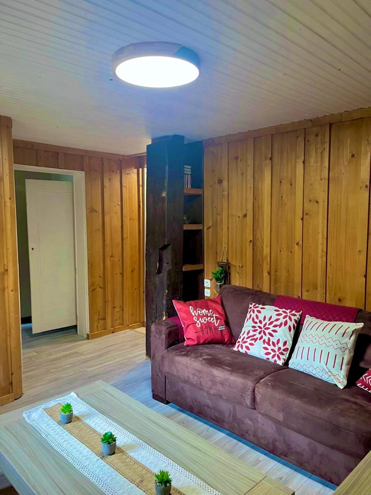 Appartement Dans Maison Familiale Бельво Экстерьер фото